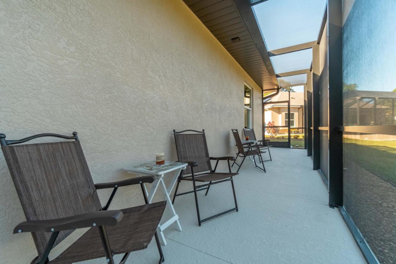 Short Term Vacation Rental Luxury B&B Cth 엥글우드 외부 사진