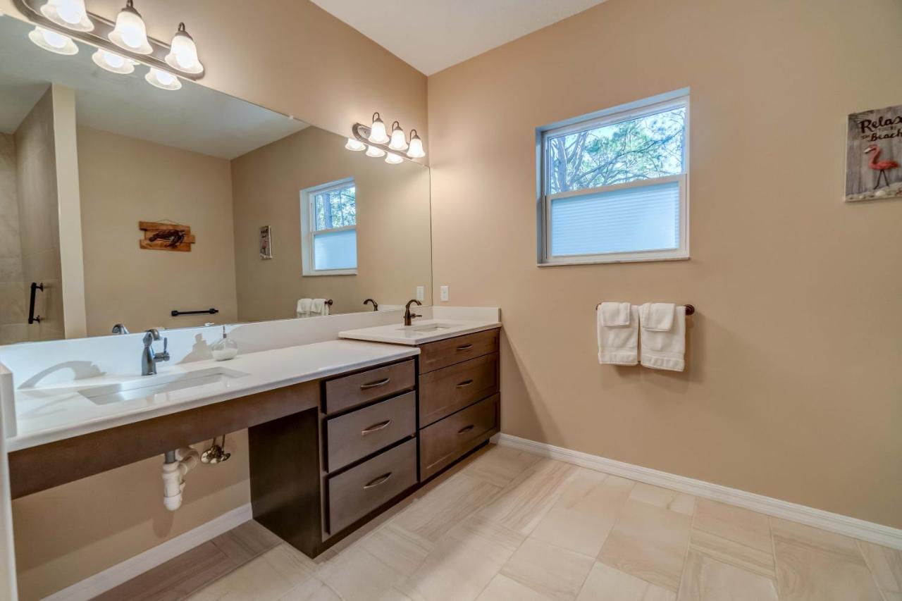 Short Term Vacation Rental Luxury B&B Cth 엥글우드 외부 사진